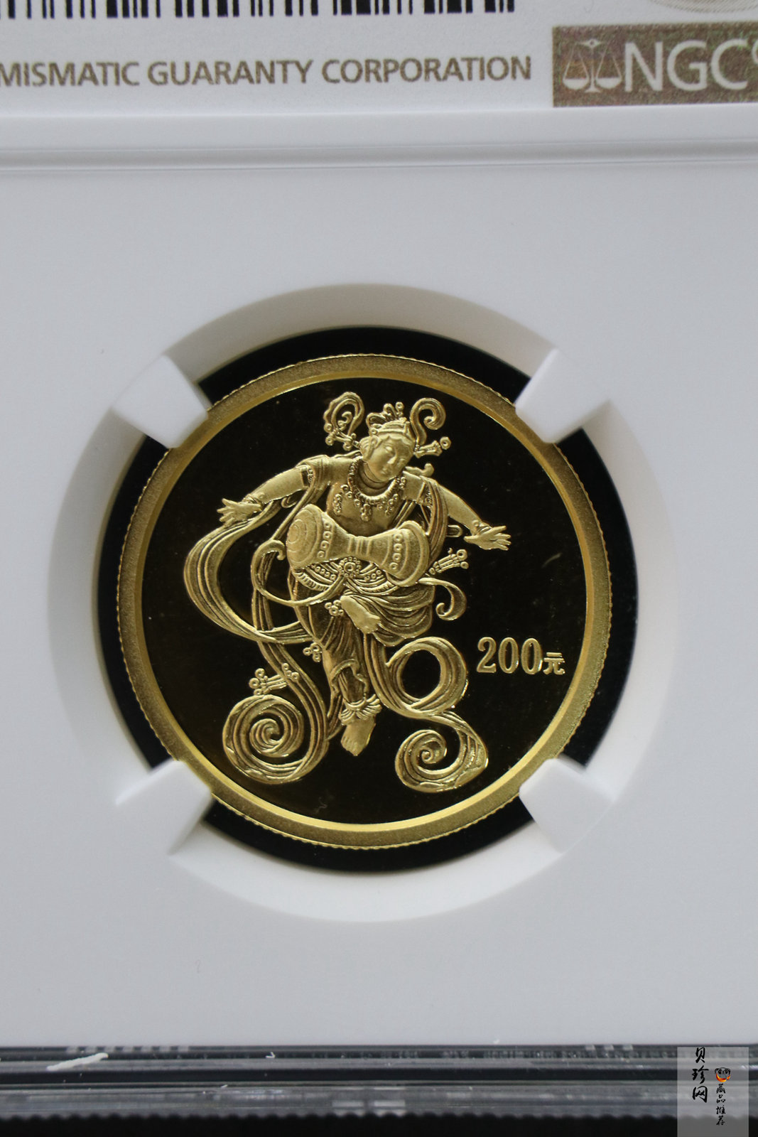 【010402】2001年中国石窟艺术（敦煌）金银纪念币-唐代长鼓舞图1/2盎司精制金币