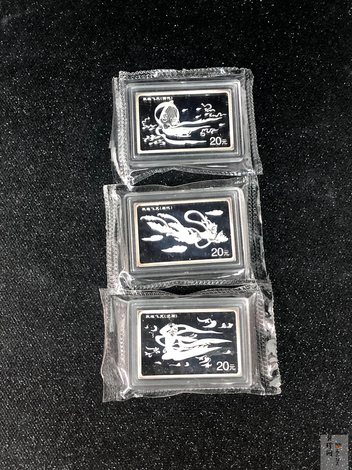 【009060】2000年敦煌藏经洞发现100周年2盎司纪念银币一套六枚