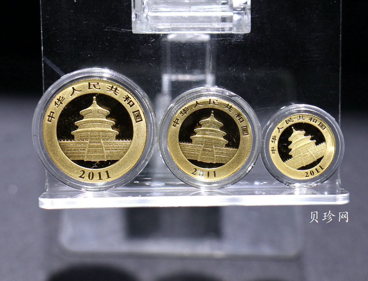【119250】2011年熊猫普制金币五枚一套