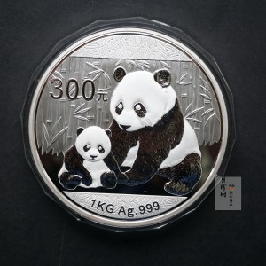 【120110】2012年熊猫1公斤精制银币