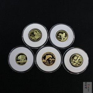 【979340】珍稀动物金币5枚一套