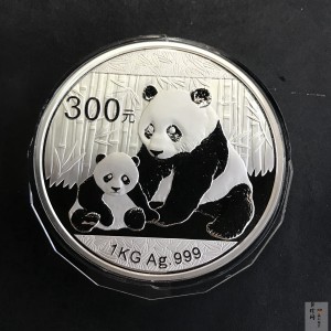 【120110】2012年熊猫1公斤精制银币
