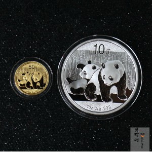 【109400】2010年熊猫1盎司银+1/10盎司金2枚一套