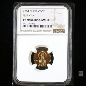 【040901】2004年观音金纪念币-白衣观音像1/10盎司幻彩精制金币